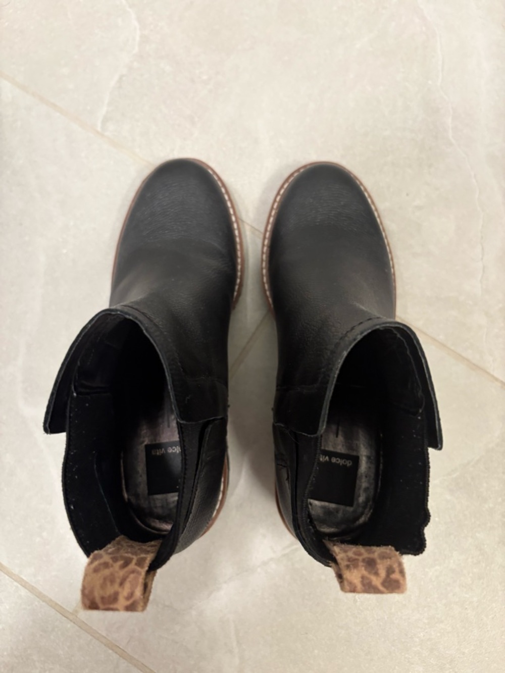 Dolce Vita Black Leather Waterproof Huey H20 Lug Sole Platform Booties Size 7 - Picture 2 of 11